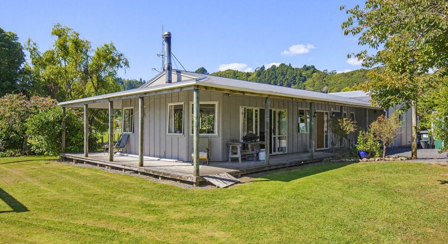  at 63 South Manakau Road, Manakau, Horowhenua, Manawatu / Whanganui