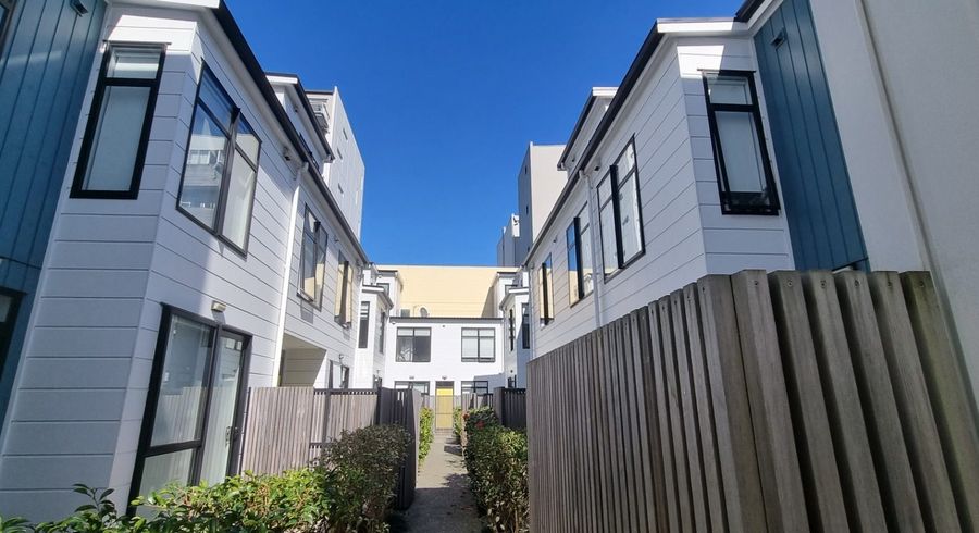  at 5/5 Ebor Street, Te Aro, Wellington