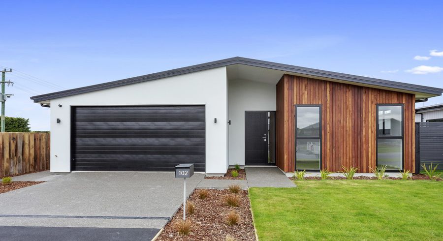  at 102 Benashet Drive, Lincoln, Lincoln