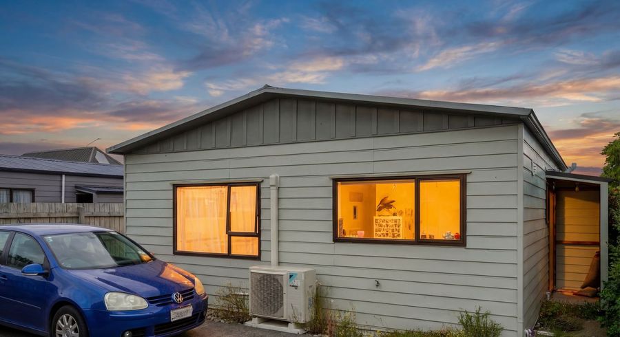  at 13C  Burns Street, South Dunedin, Dunedin, Otago