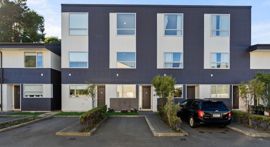  at 9/8 Thatcher Crescent, Crofton Downs, Wellington, Wellington