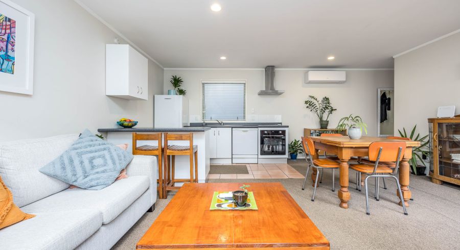  at 17/8 Rendall Place, Eden Terrace, Auckland