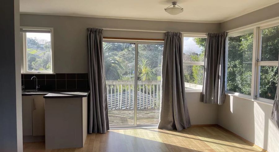  at 50 Weatherly Road, Torbay, Auckland