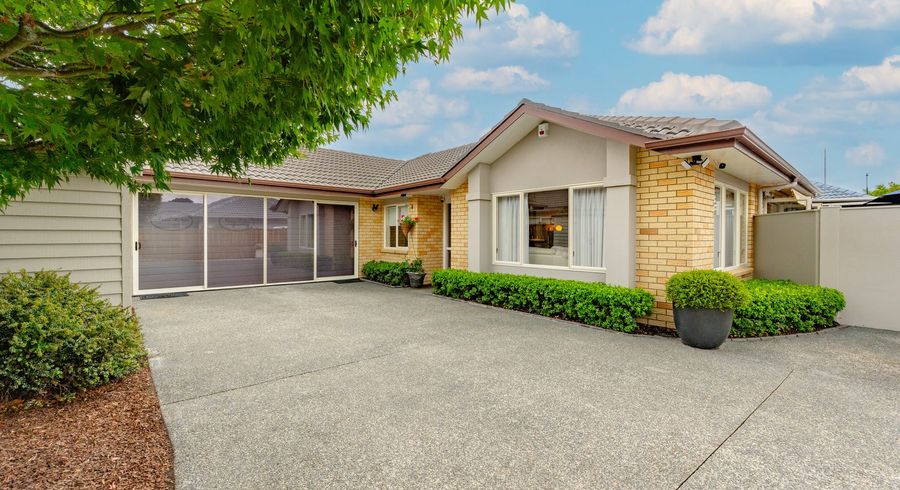  at 9 Millstone Lane, Henderson, Auckland