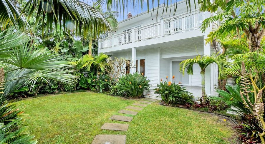  at 30 Sarsfield Street, Herne Bay, Auckland