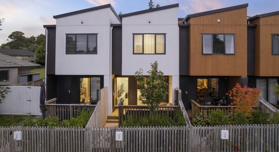  at 34/18 Hewlett Rd, Massey, Waitakere City, Auckland