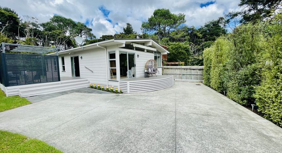  at 33A Allington Road, Massey, Auckland