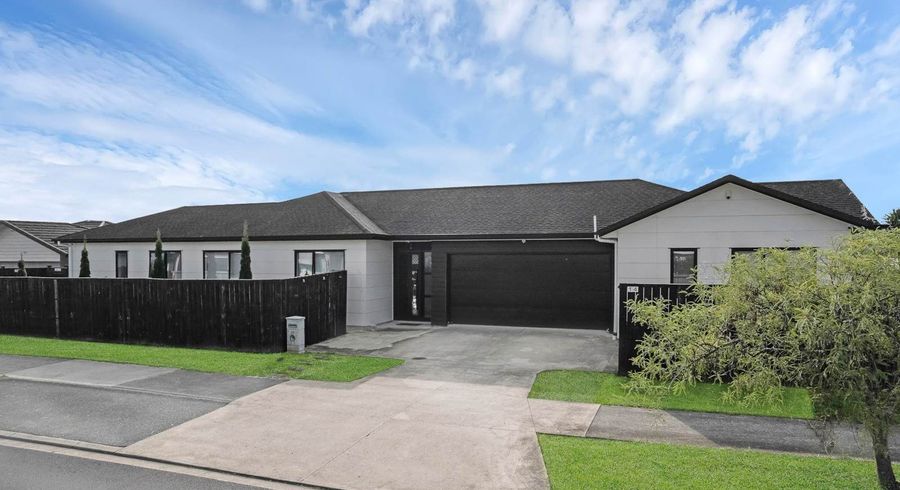  at 14 Wellfield Drive, Papakura, Papakura