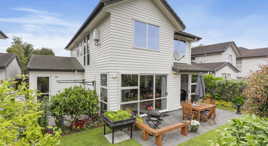  at 15 Zabeel Crescent, Takanini, Auckland