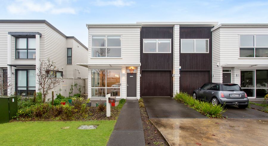  at 39 Costa Viva Crescent, Karaka, Papakura