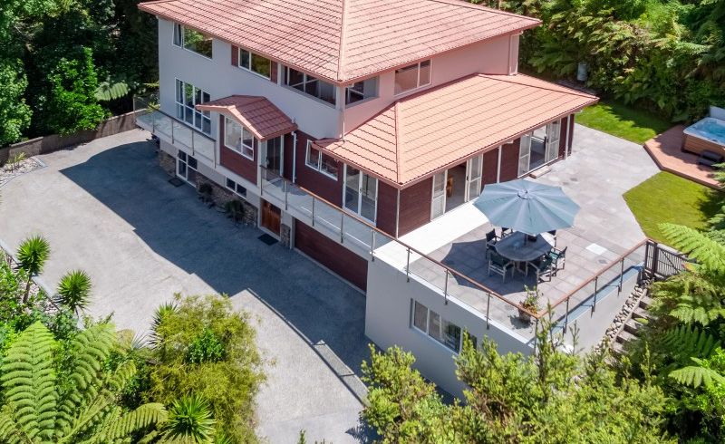  at 10 Pomare Road, Tirohanga, Lower Hutt