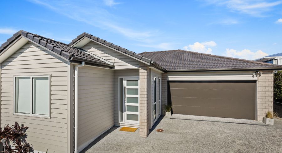  at 19B Duncan Avenue, Te Atatu South, Waitakere City, Auckland