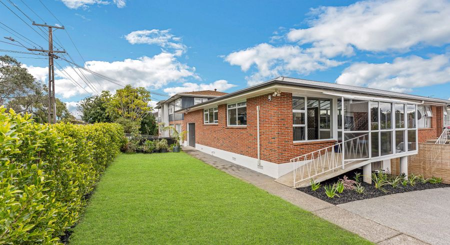  at 1/29 Clonbern Road, Remuera, Auckland