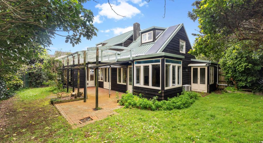  at 8 Rostrevor Avenue, Epsom, Auckland