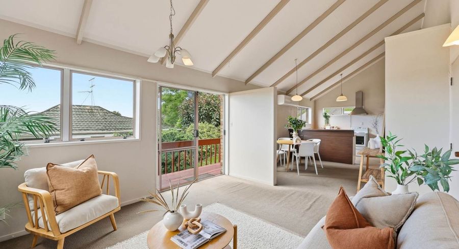  at 1/34 Shanaway, Hillcrest, North Shore City, Auckland