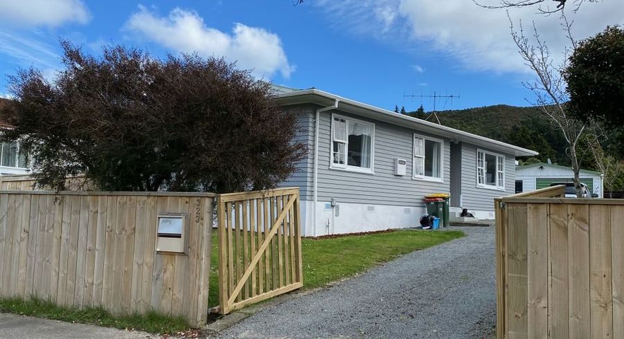  at 323 Wellington Road, Wainuiomata, Lower Hutt