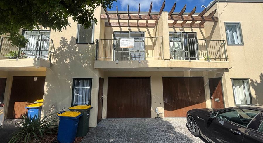  at 12/17 Harbour View Road, Te Atatu Peninsula, Waitakere City, Auckland