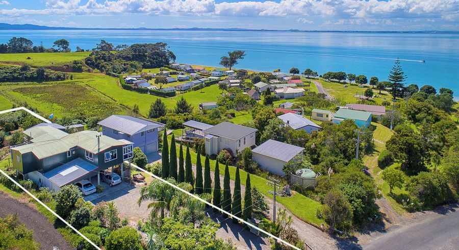  at 499 Grahams Beach Road, Waiuku