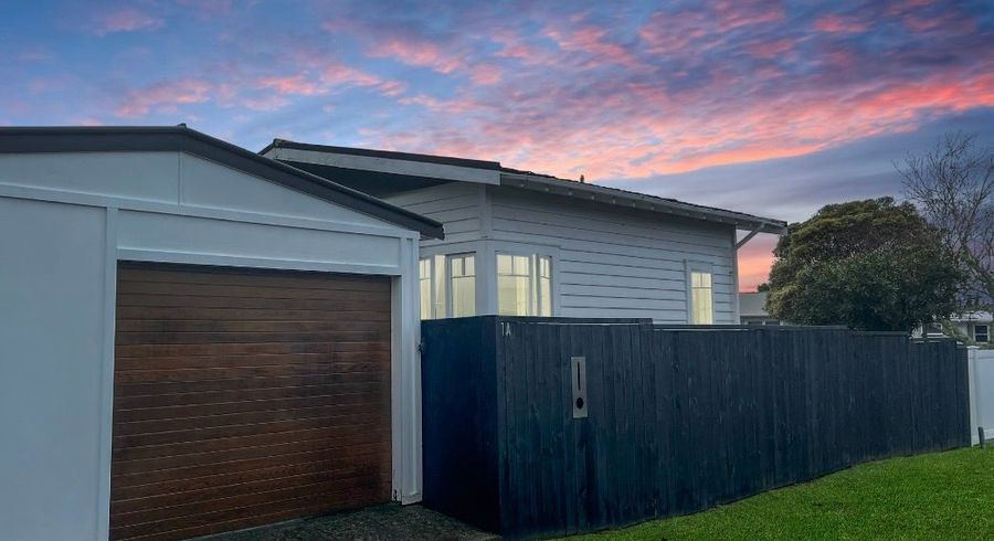  at Te Atatu Peninsula, Waitakere City, Auckland