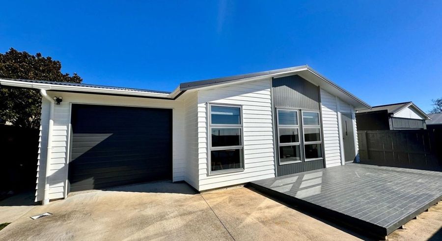  at 84a Queens Road, Glen Avon, New Plymouth, Taranaki