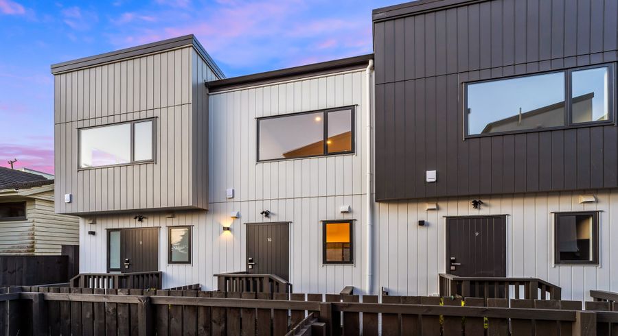  at 27 Britton Avenue, Mount Roskill, Auckland City, Auckland