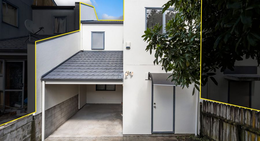  at 39 Rakich Place, Henderson, Auckland