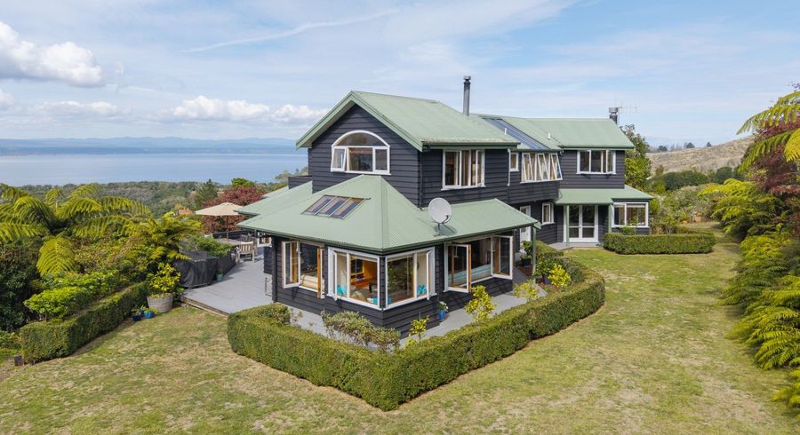  at 21 Brunette Drive, Acacia Bay, Taupo, Waikato