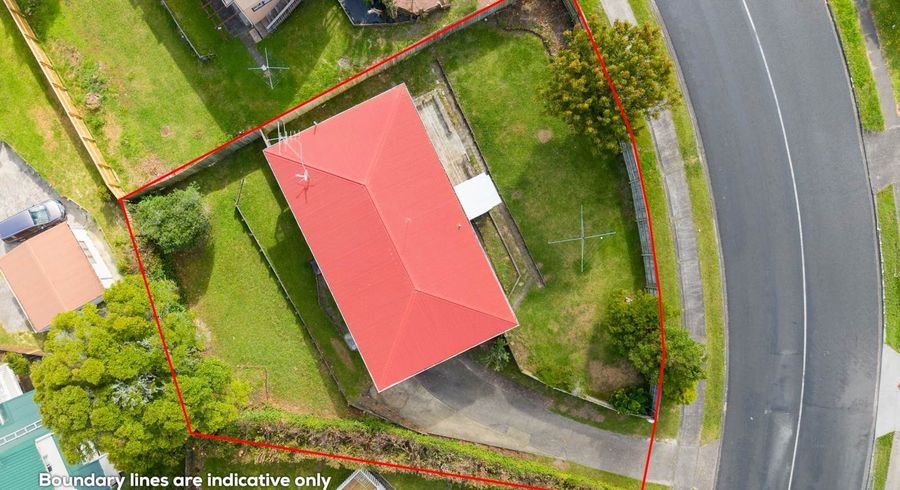  at 38 Oaktree Avenue, Browns Bay, North Shore City, Auckland