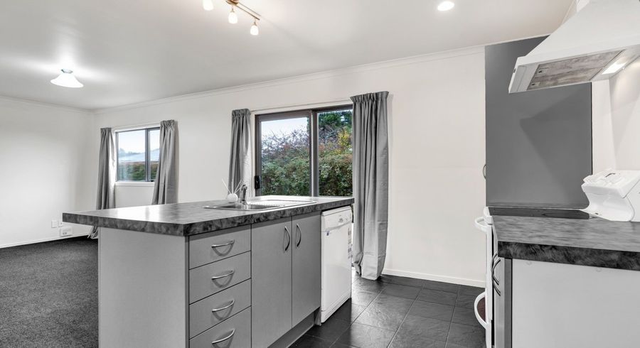  at 15B Queens Road, Glen Avon, New Plymouth