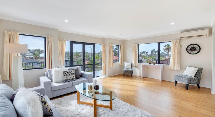  at 10 San Pedro Place, Henderson, Auckland