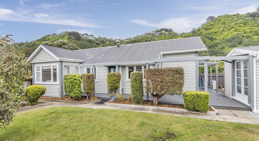  at 34 Rua Street, Lyall Bay, Wellington