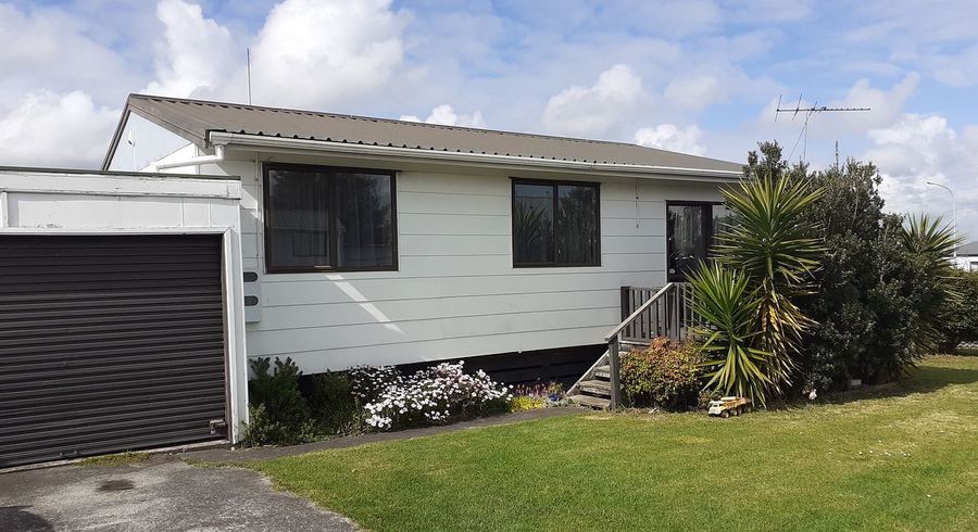  at 6B Solveig Place, Randwick Park, Manukau City, Auckland