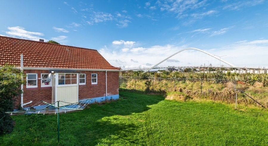  at 5 Barrymore Road, Mount Albert, Auckland