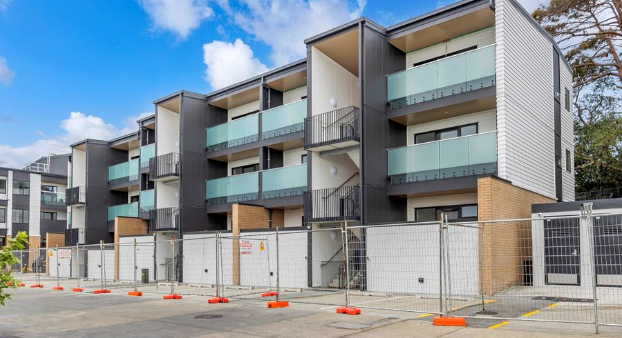  at B-202/5 Clinker Place, New Lynn, Waitakere City, Auckland