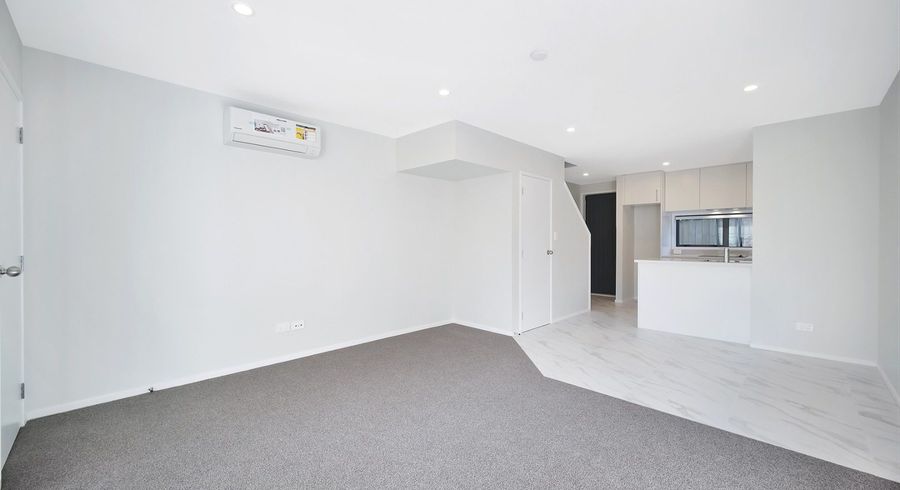  at 3/31 Ayton Drive, Glenfield, North Shore City, Auckland