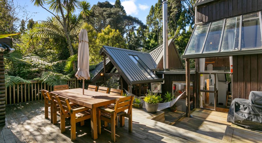  at 21 Kaurimu Rise, Titirangi, Auckland