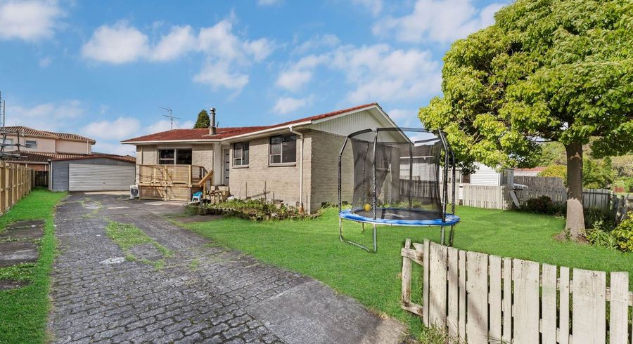  at 7 Tangelo Place, Bucklands Beach, Manukau City, Auckland