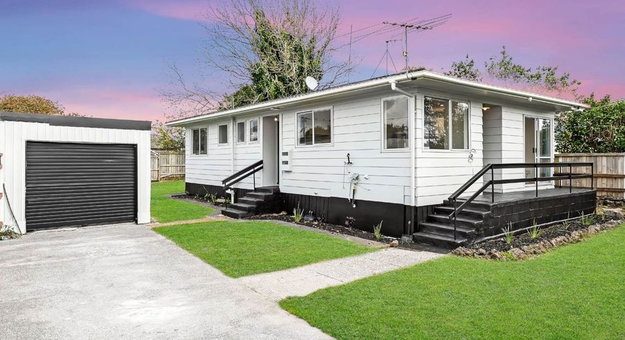  at 2/12 Evelyn Street, Papatoetoe, Manukau City, Auckland