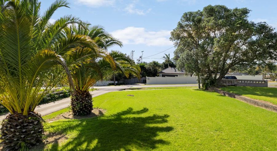  at 28 Roland Road, Greenhithe, Auckland
