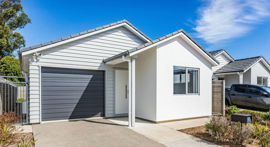  at 9 Cartographer Way, Whitby, Porirua, Wellington