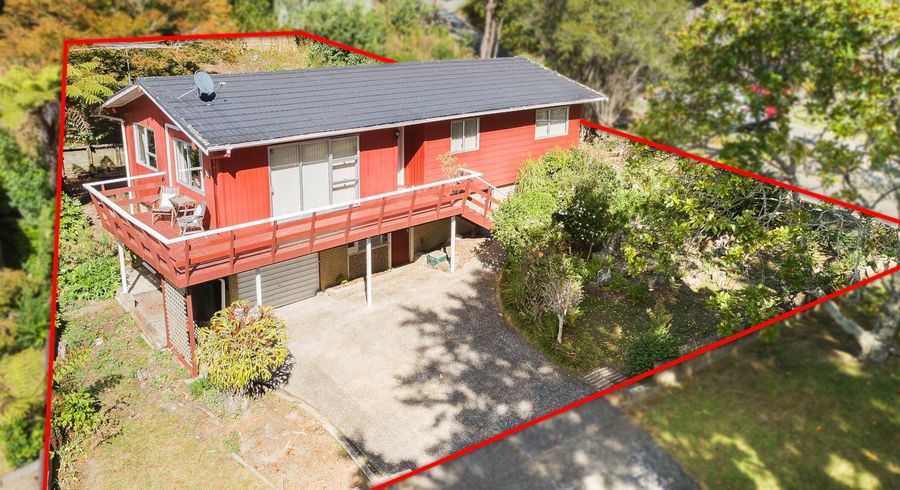  at 82 Ayton Drive, Totara Vale, Auckland