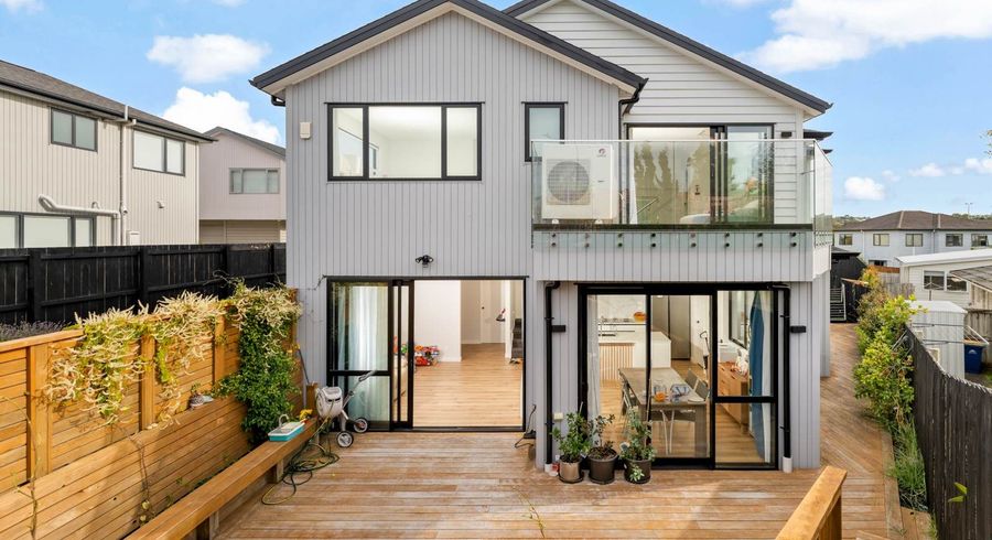  at 14A & 14B September Place, Forrest Hill, North Shore City, Auckland
