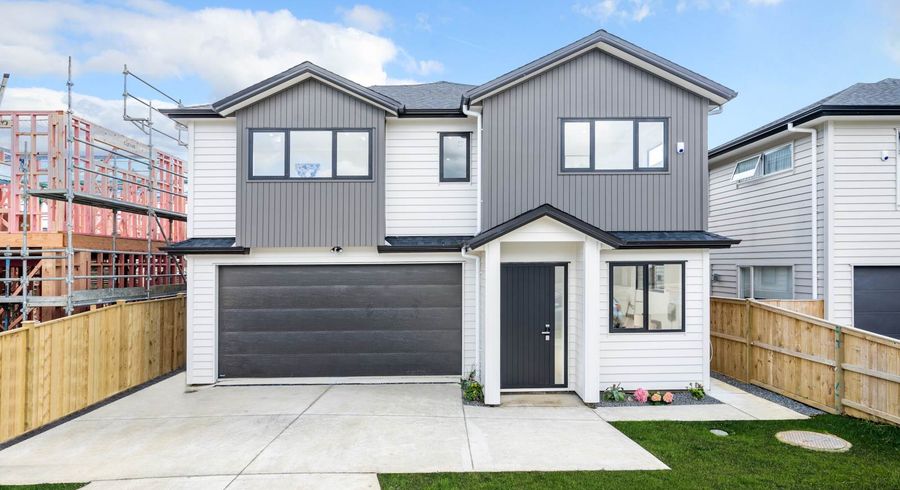  at 25 Paripari ST, Flat Bush, Auckland