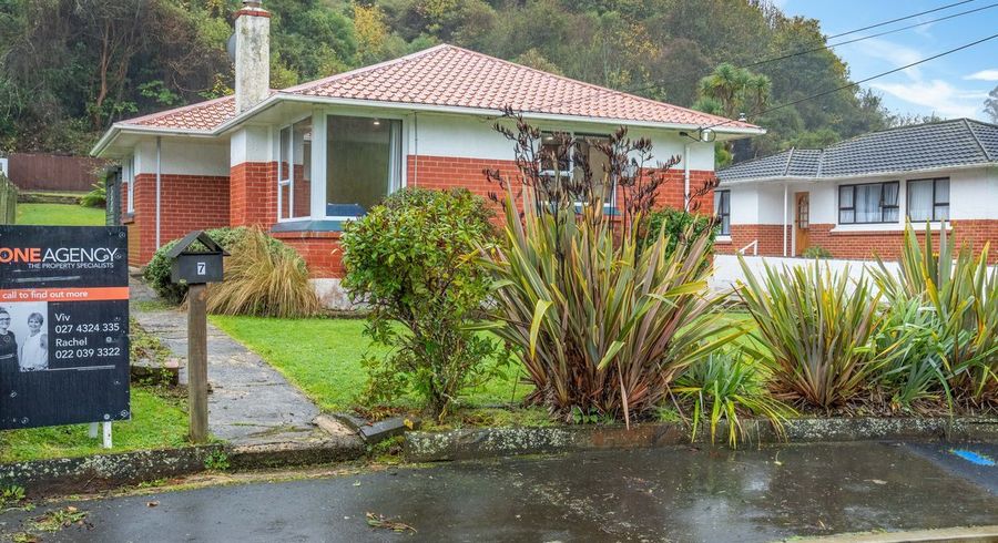  at 7 Mcglashan Street, Glenleith, Dunedin