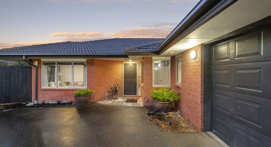  at 7 Gilders Grove, Heathcote, Christchurch City, Canterbury