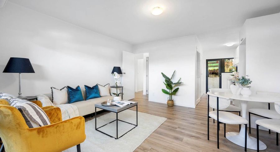  at 1/14 Mcdonald Crescent, Mount Wellington, Auckland City, Auckland