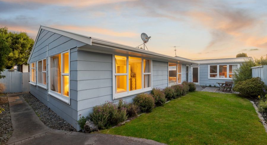  at 2/42 Pacific Road, North New Brighton, Christchurch
