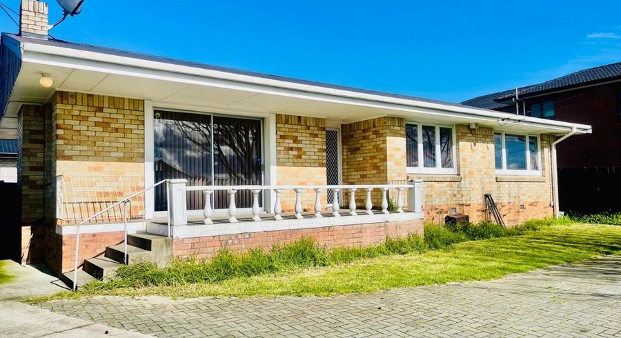  at 4 Milton Road, Papatoetoe, Manukau City, Auckland