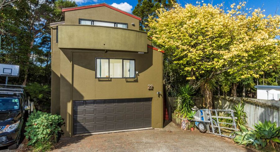  at 3/22 Arcadia Crescent, Bayview, Auckland