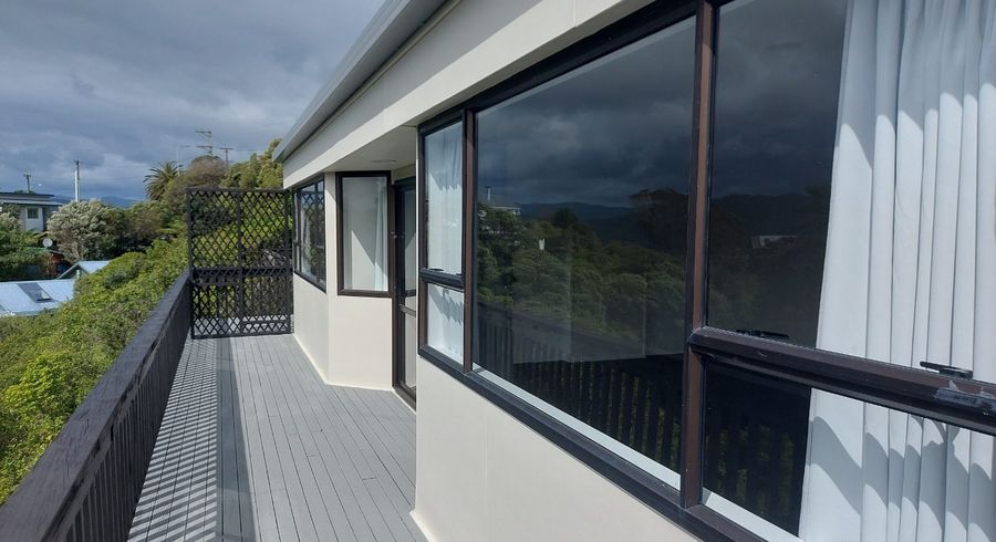  at 66A Miromiro Road, Normandale, Lower Hutt, Wellington